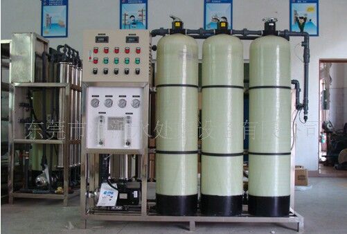 反滲透純水機(jī),反滲透凈水機(jī),反滲透純凈水設(shè)備